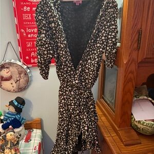 Francesca's Elegant Black Floral Wrap Dress